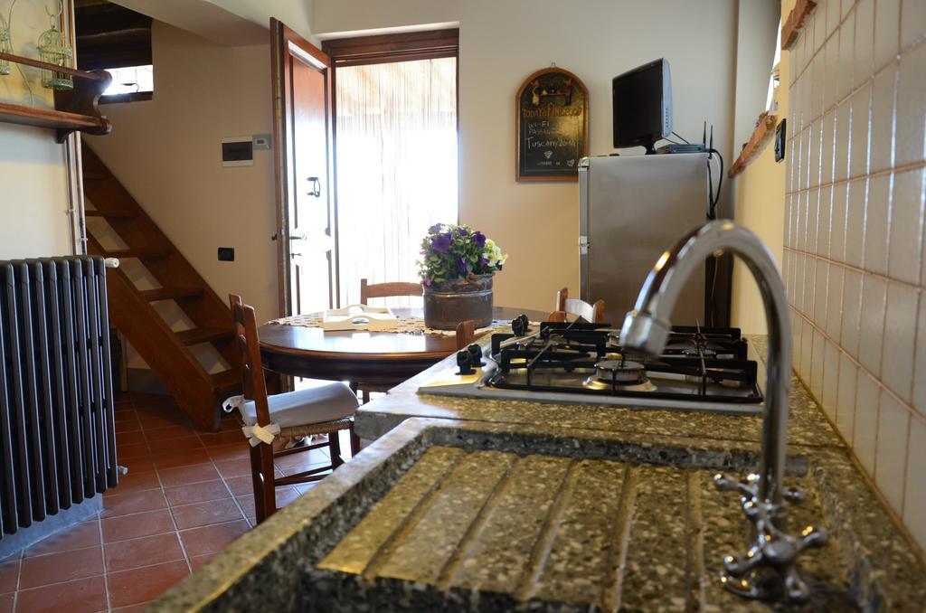 Il Borghetto Di Carra Apartment Talla Ngoại thất bức ảnh