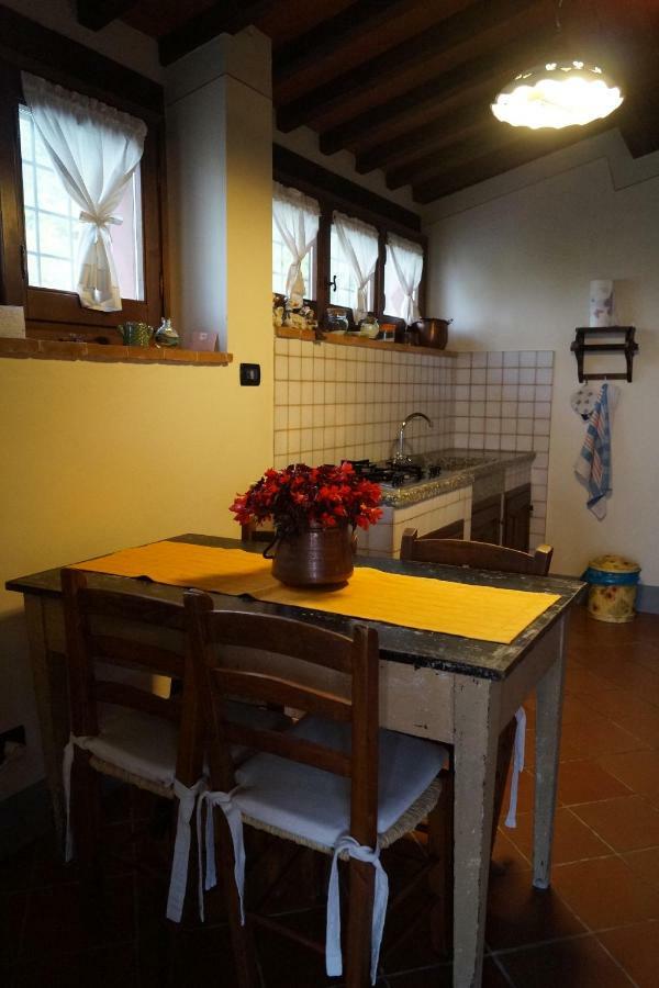 Il Borghetto Di Carra Apartment Talla Ngoại thất bức ảnh