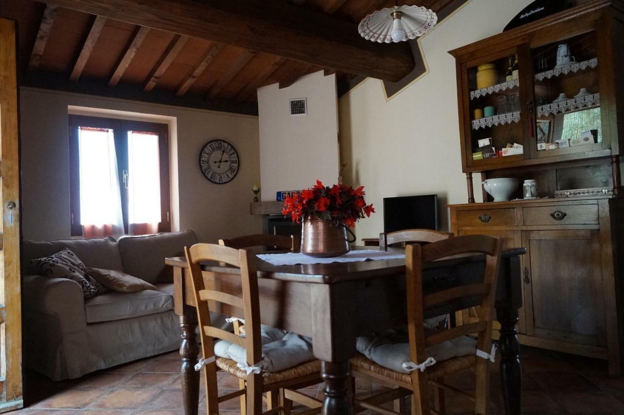 Il Borghetto Di Carra Apartment Talla Ngoại thất bức ảnh
